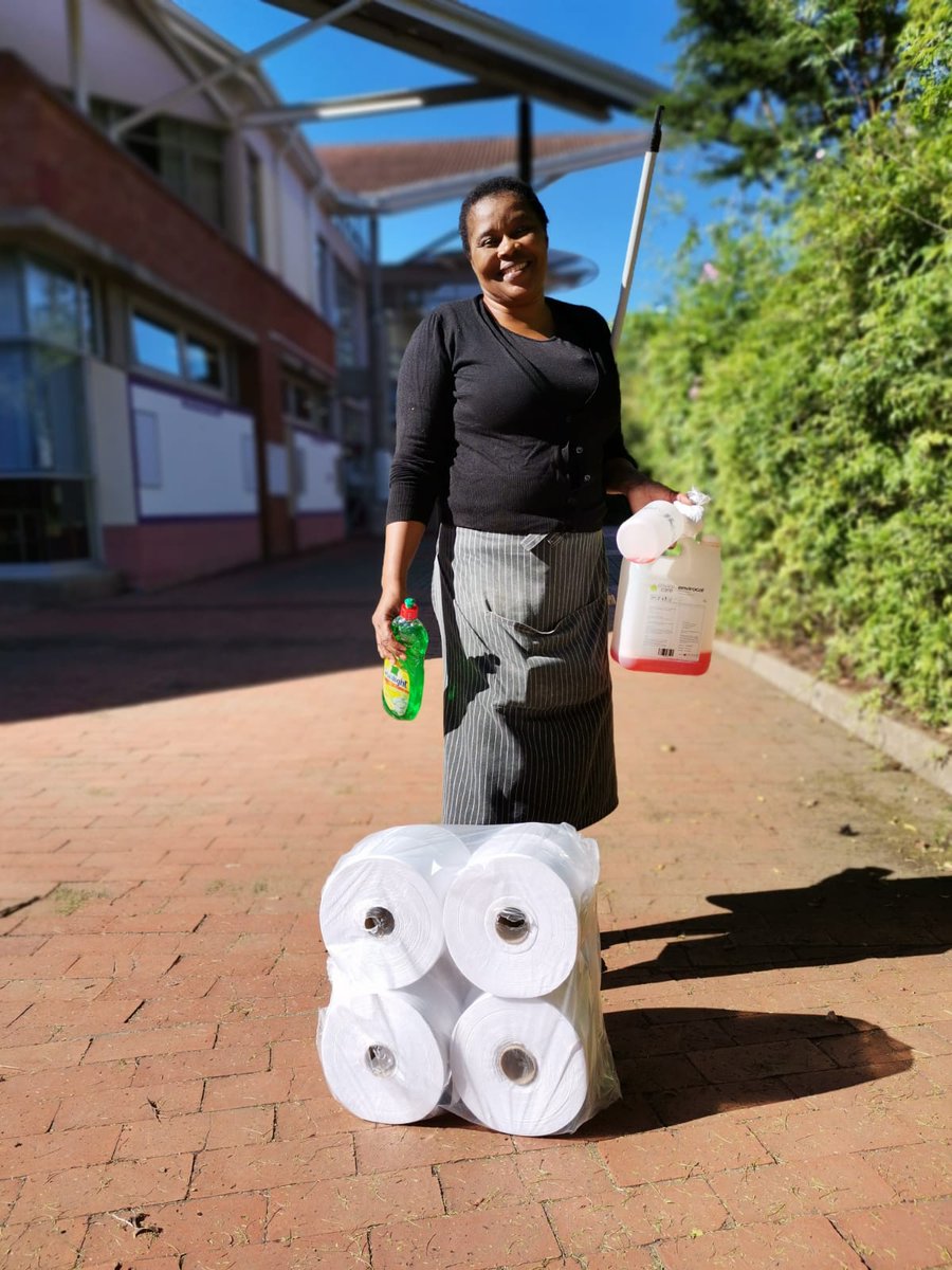These are the real heroes! Rhodes University staff are busy cleaning, unpacking, organising, gardening, delivering, preparing - everyone is doing their part to give our graduates a memorable experience. #RUGrad2022