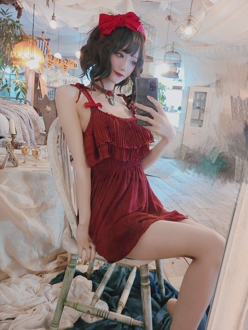 コスプレイヤーしろさきのTwitter画像32