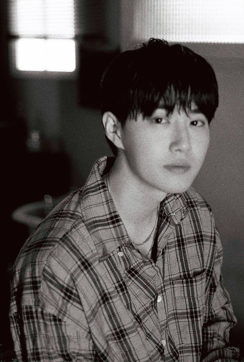 Ellise_Ellise's tweet photo. Alo alo
#SH2O_GreySuit
#수호_GreySuit_오늘6PM
@weareoneEXO https://t.co/mC0PRTeOBe