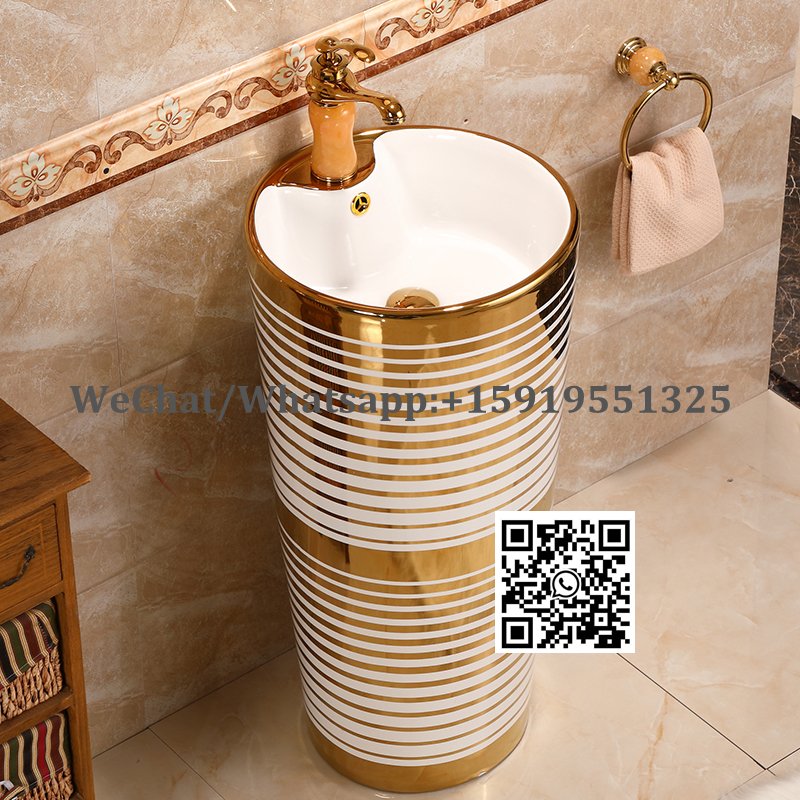 Kittyxie_'s tweet photo. Elegant design bathroom gold plated pedestal basin .🌟🌟
#washbasin #basin #ceramicbasin #bathroombasin #goldbasin #goldenbasin #colorbasin #silverbasin #rosegoldbasin #goldplatedbasin #washsink #sink #ceramicsink #bathroomsink #goldsink #goldensink #colorsink #silversink #lavabo https://t.co/w5QioYX3uU