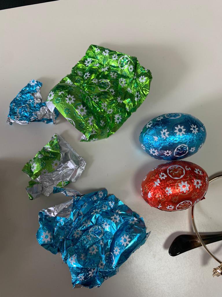 mariasofiabalzi's tweet photo. i cioccolati della bidella❤️❤️❤️ https://t.co/iNpaMwrTZf