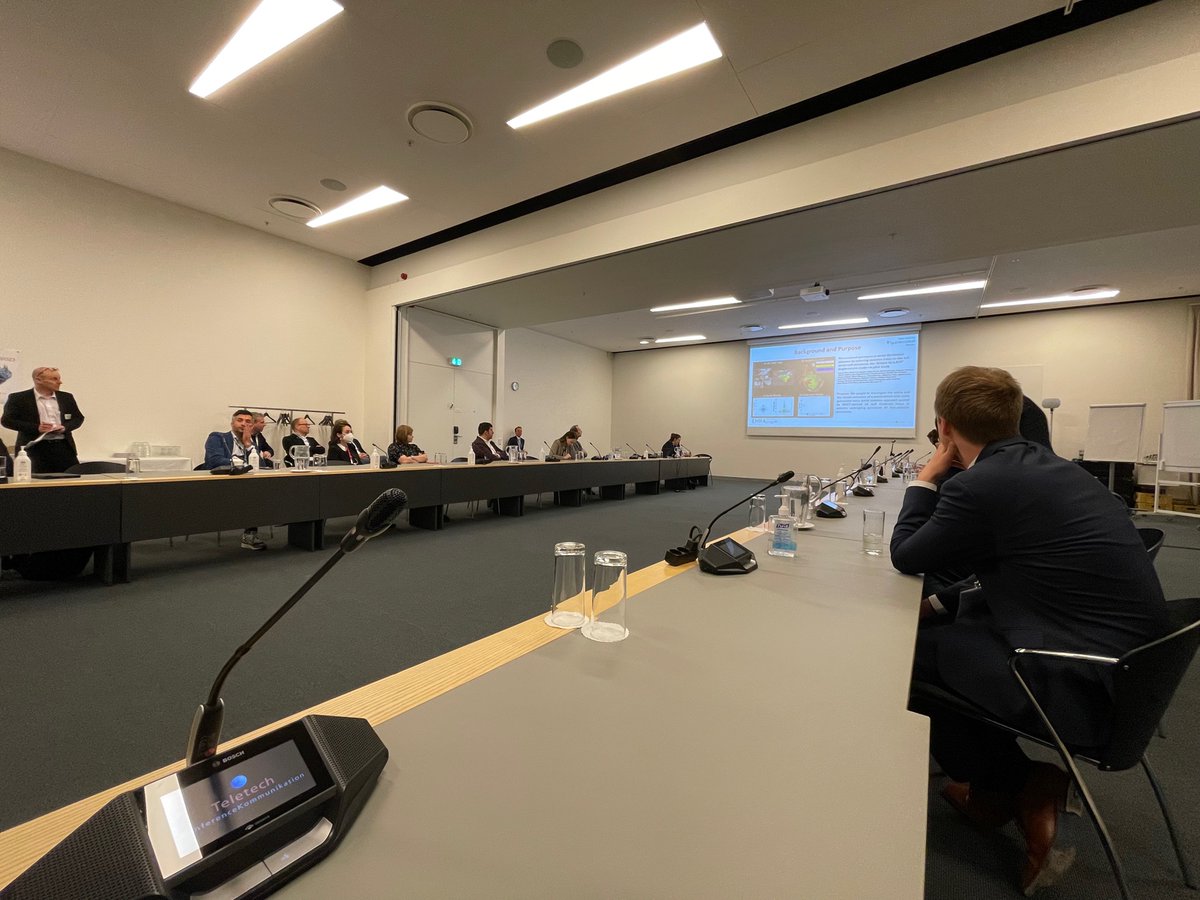 #EHRA2022TogetherAgain showing serious international negotiation vibes today.