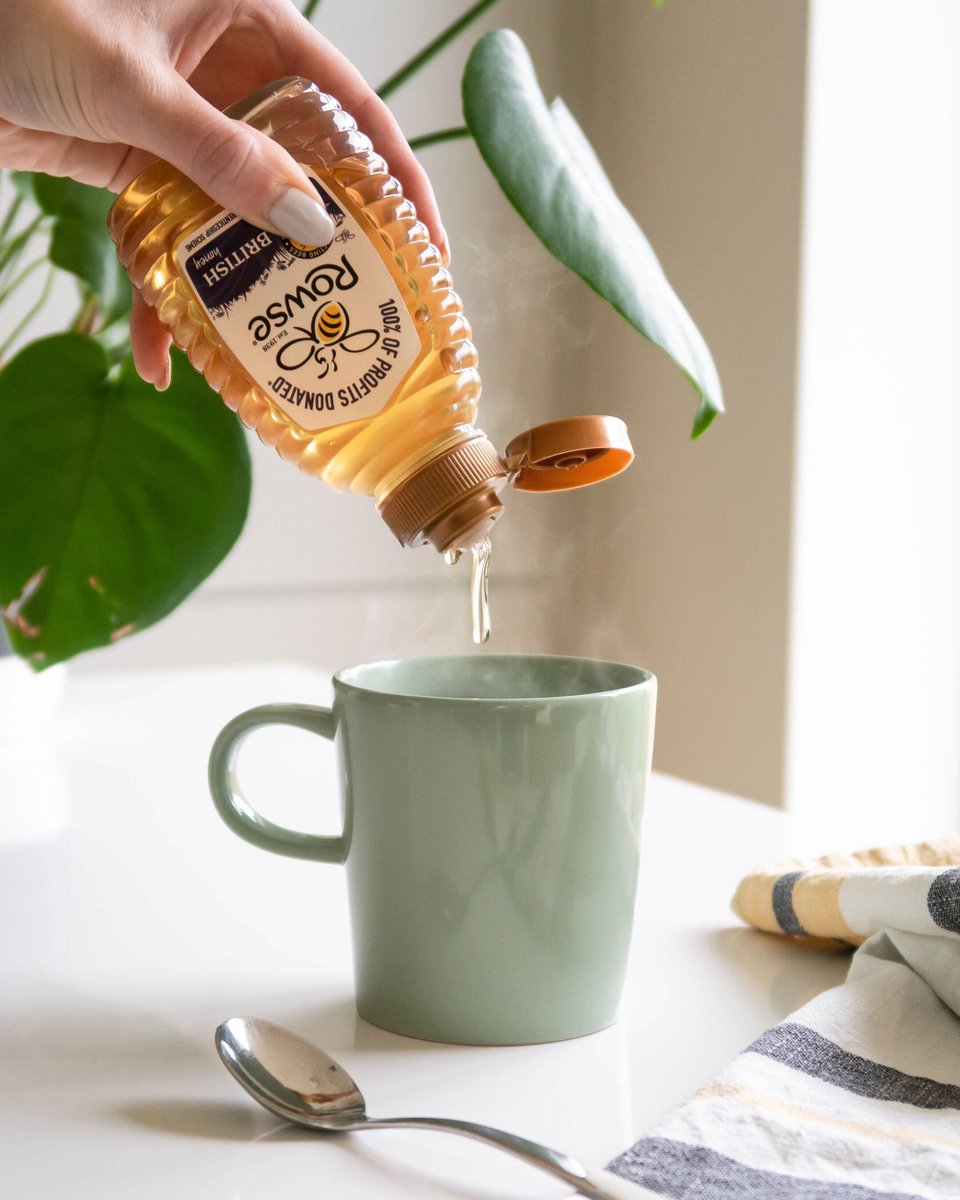 Happy #AfternoonTeaMonth! ☕️

'Bee' sure to sweeten your cuppas with your favourite squeeze all through April 🍯

Which Rowse Honey is your favourite for teatime?