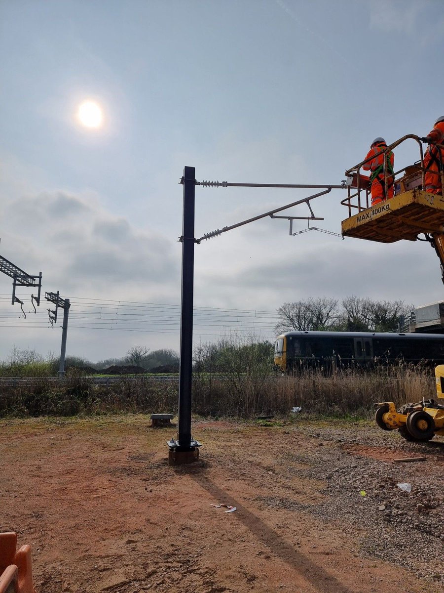 prodrive's tweet photo. We've applied our knowledge of composites to create this lightweight electrified railway mast which has been installed ready for extensive testing. It offers significant reductions in CO2 to make &amp; install over traditional steel masts and is even light enough to be carried. https://t.co/VWWFtPoIAV