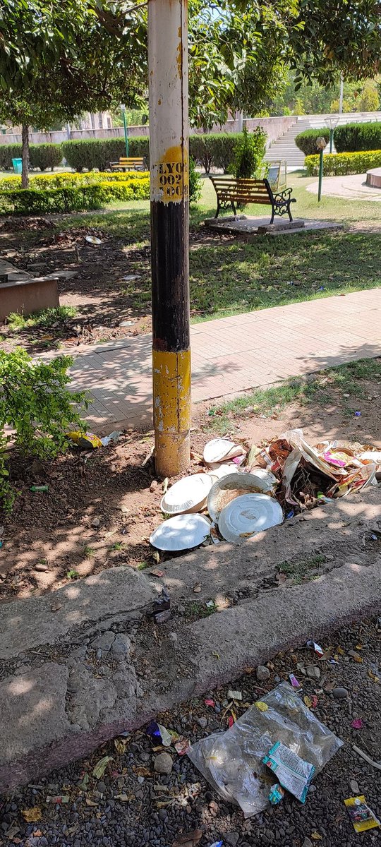 RAJANGANDHI's tweet photo. After effects of #ParikramaYatra
#ProtectedMonument
#RoyalGarden aur yeh durdasha 😳
An event of #DivCom @JammuTourism #MuabarakMandiHeritageSociety #SPCity can do this level of damage 🤔😳
@manojsinha_ ji kaya restoration chal raha hae
@jmcjammu @Jammu_SmartCity with no acnt🤔 https://t.co/tcir49dfP1