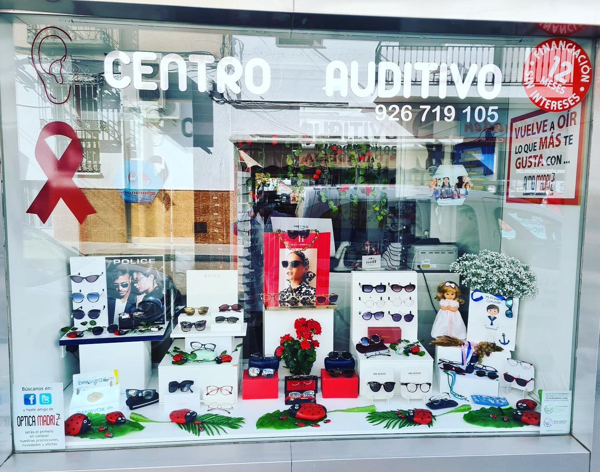 Optica_Madriz's tweet photo. Buenos días! Os enseñamos el escaparate de Primavera 2022 de Almadén!
Feliz semana 🐞🐞🐞
#opticamadriz #audiomadriz https://t.co/ywJuAGh1wT
