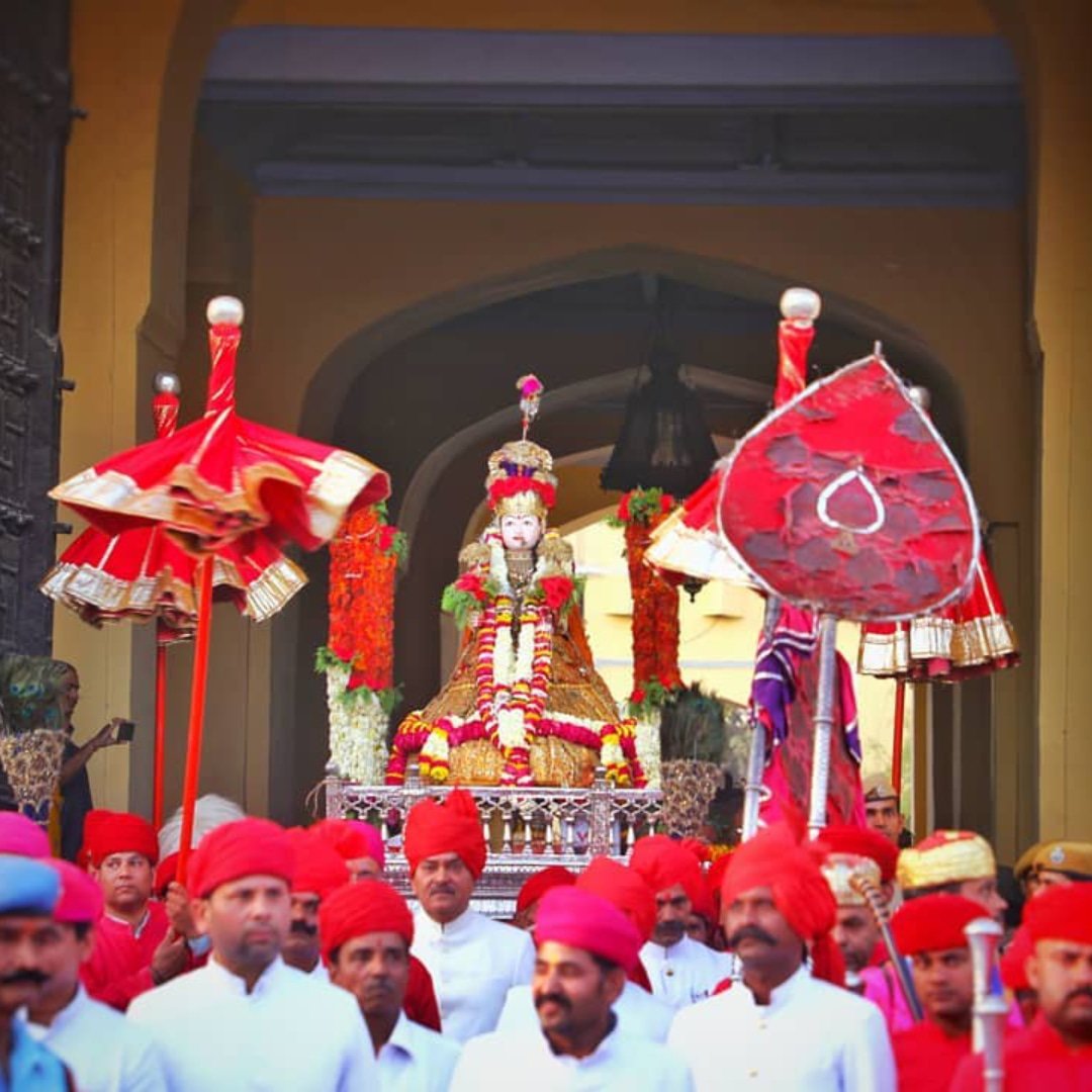 Witness the beauty of this colourful Indian festival in Jaipur on 4 & 5 April 2022. 

#Gangaur2022 #GangaurFestival  #FestivalsofIndia #FestiveFeels #CityPalaceJaipur #Jaipur #TheRoyalFamilyofJaipur #JCPExperiences #FestivalsofRajasthan  #RoyalRajasthan #RoyalCelebrations