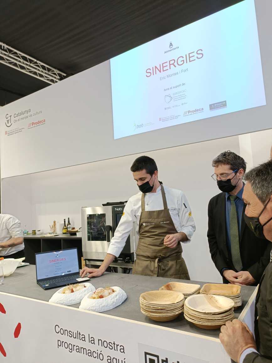 Euroregion's tweet photo. Auj @AlimentariaBCN: #EPM décernera diplôme Meilleure recette produits #AOP #IGP #euroregion. Qui gagnera? Excellence assurée avec #EPMpartner projet Réseau d'Aliments de Qualité pour #FSCOVID
@BIOIB_Cluster @prodeCAT @QualivoresOc @exteriorscat @ExteriorsIb @Occitanie https://t.co/aOk4Uza4OH