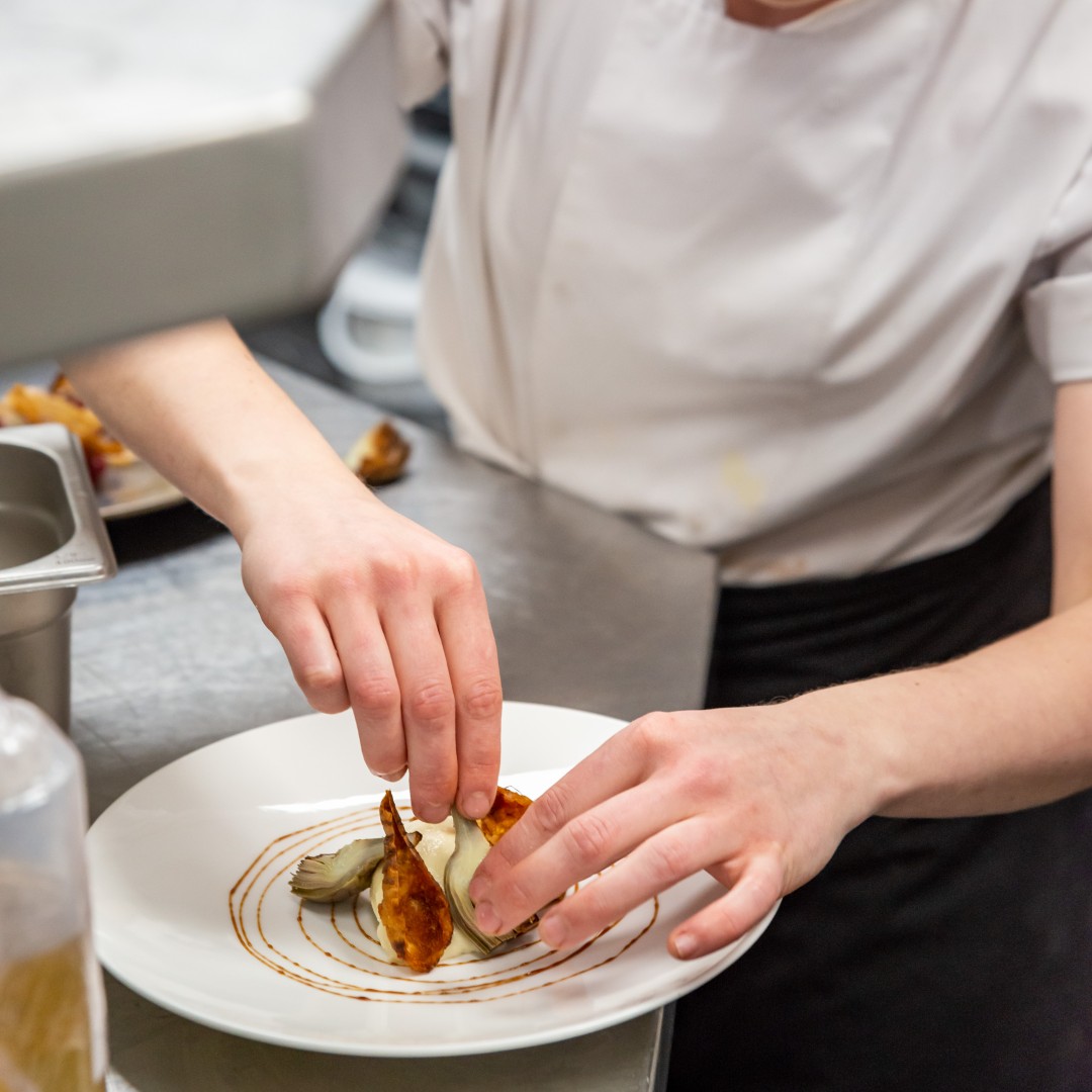 We're on the look out for some great passionate Chef's to join our ever growing professional, fantastic and fun team. If you look cooking great food, and would love to be part of Manor House Lindley, please get in touch with john@manorhouselindley.co.uk with you CV.