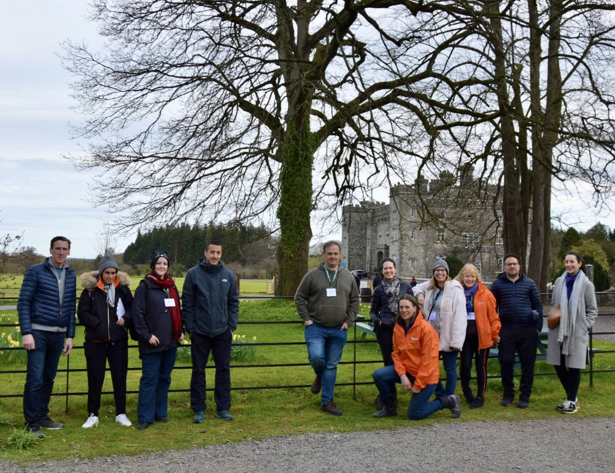 JamesBKenny's tweet image. 💚🚣‍♂️What a day to finish up our international buyers’ #Meitheal2022 FAM in #IrelandsAncientEast - rowing the Boyne canal @boyneboats 5,000 years of history @newgrangeknowth excellent lunch @Tankardstown and the legendary @SlaneCastle @slanewhiskey @Failte_Ireland @TourismIreland