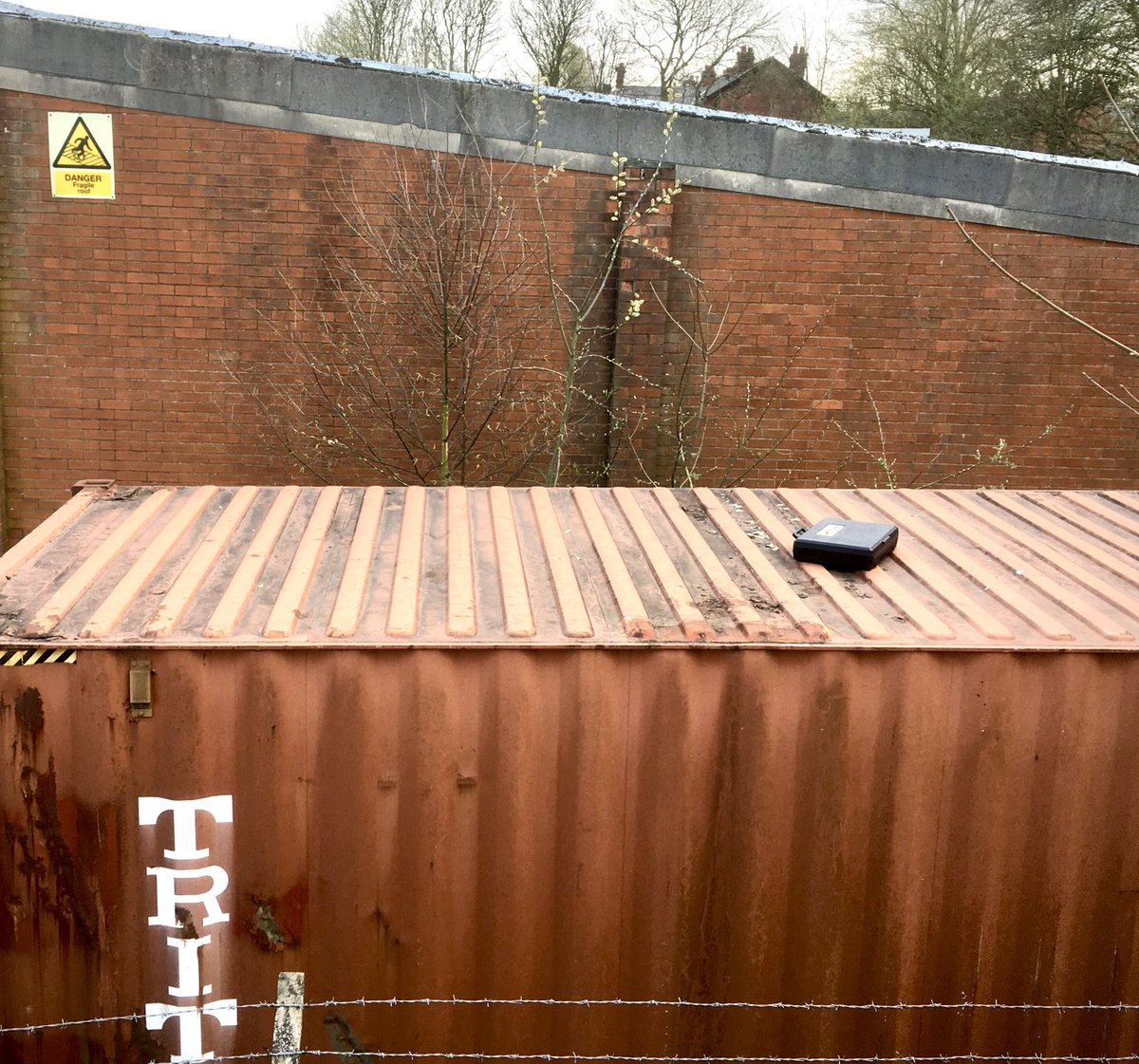 Maybe some commuter had a Monday morning ‘oh sod it’ moment? 
-
#urbanexploration
#grimart
<a href="/GrimArtGroup/">Grim Art</a>