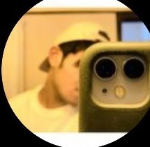 itspragyasharma's tweet photo. Ek hote h jo iPhone mirror selfie lete hai.
Or ek ye-
(Phone dekho shkl me kya rkha hai) https://t.co/Da8TCy7a9s