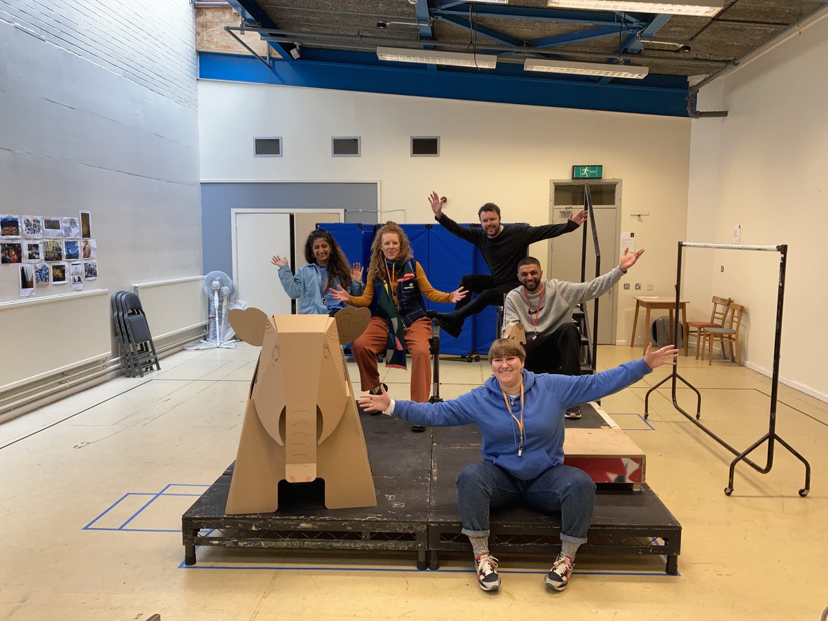 LeedsPlayhouse's tweet image. It is an honour to welcome the cast and creatives for #IWannaBeYours into the building!🐘

This lyrical romance opens at the end of the month in the Bramall Rock Void.

Book now &amp;gt;&amp;gt; bit.ly/3DFeXzO