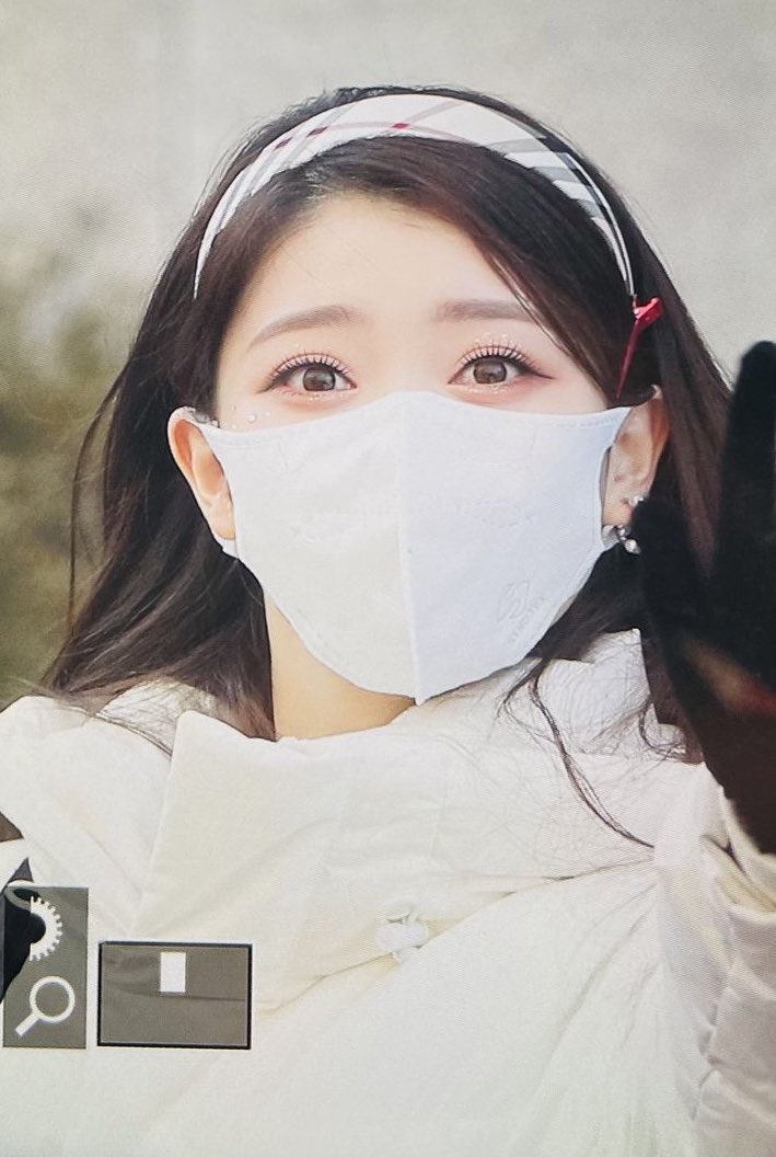 xiaoseofeed's tweet photo. even their mask can’t hide their smiles
#XIAOTING #YESEO https://t.co/C2AZdebh64