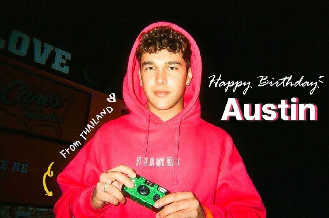 AustinMahoneTH's tweet photo. 4 April : Happy Birthday @AustinMahone อายุ 26 ปีบริบูรณ์ 🎂✨
#HappyBirthdayAustinFromThailand #AustinMahoneTH https://t.co/wJRJXZQXLX