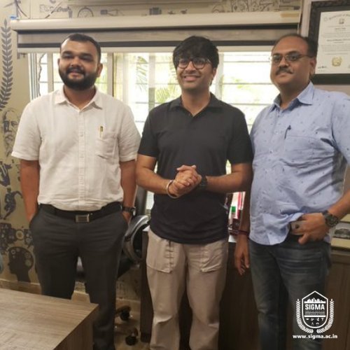 sigmauniindia's tweet photo. Here are some more glimpses of "Gajab Thai Gayo" star cast @MalharThakar, @SunilVishrani and, @neerajjoshi2511 that visited #SigmaInstitutes recently. Mission time travel with Bhagirath launches on 07 April 2022.  
@harsh21shah @jigar_patel27  
#SigmaEvents #SigmaEDU https://t.co/HLfWEOpWKU