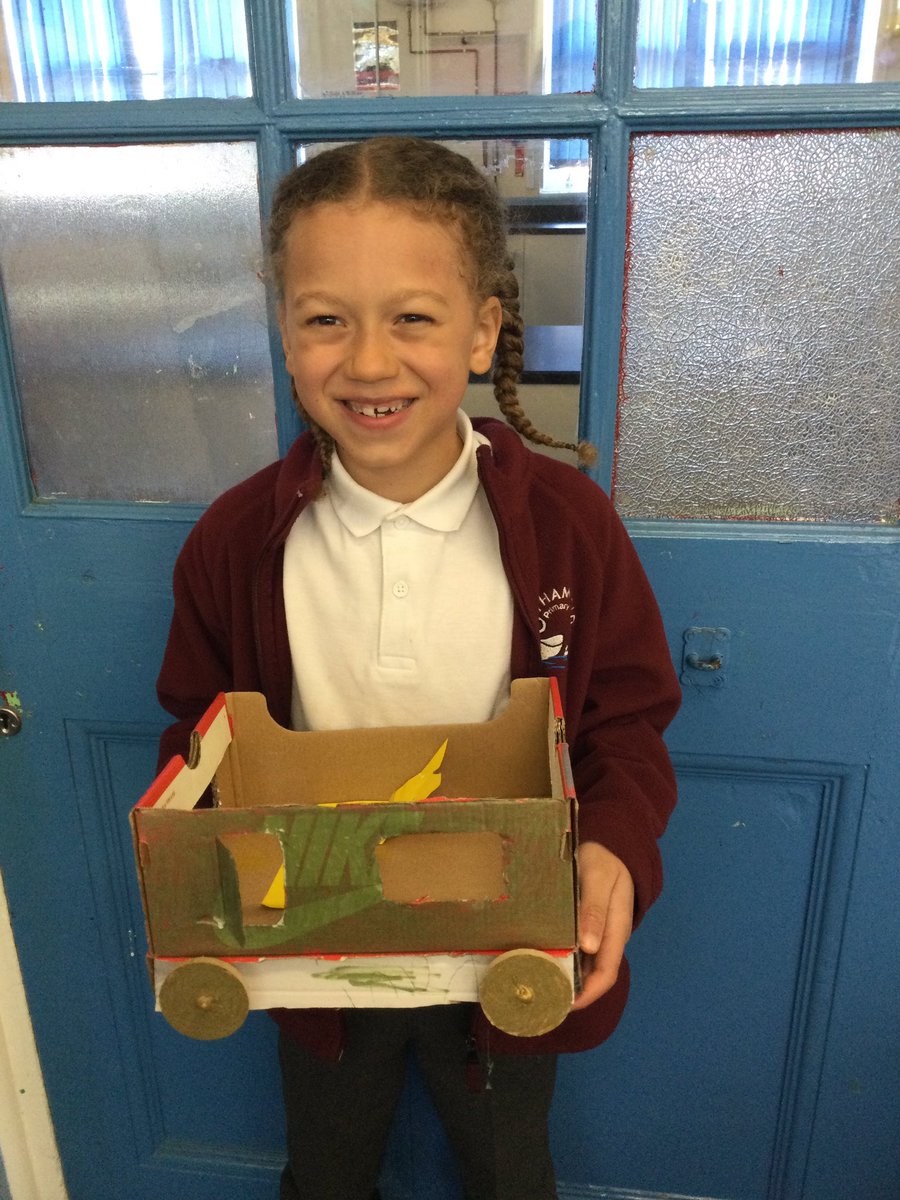 ThamesideSch's tweet photo. YFM have made some awesome cars over the last couple of weeks. #YFMtps #DTtps https://t.co/HUAmy3lcFp