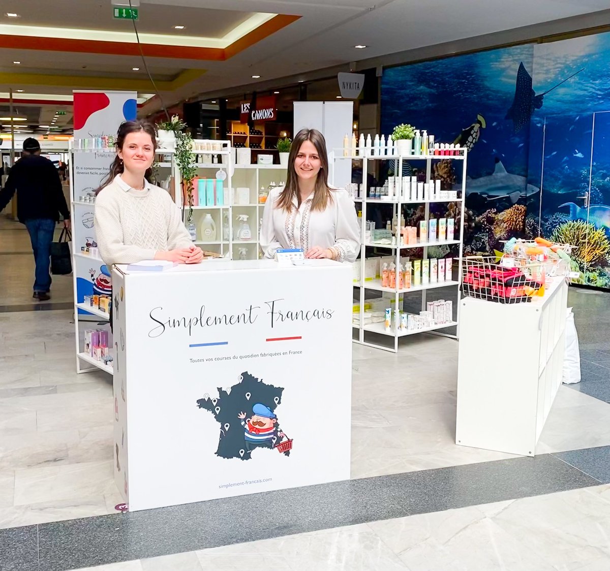 ✨ 2nd popup ✨

Ça y est nous venons d’ouvrir notre 2e boutique éphémère dans la galerie marchande du #Carrefour de #Francheville 😃

On vois attend nombreux 😃

#lyon #actu #madeinfrance #mif #consommation #conso #fabriqueenfrance #consommation #local #locavore