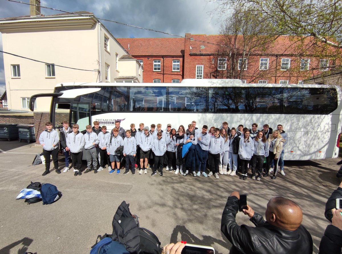 Long delays into Dover won't dampen the spirits as the ski trip sets off, bound for the slopes in Italy.

#ski #trip #Italy #sjccommunity #stjohnscollegesouthsea #wherestudentsthrive