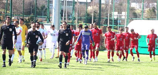 IskenderKordu's tweet photo. MESUDİYE, ÇEKMEKÖYDEN KAÇAMADI: 1-1 - İSTANBUL AMATÖR https://t.co/ikUEwoYPIw https://t.co/8yWQp5ZGUQ
