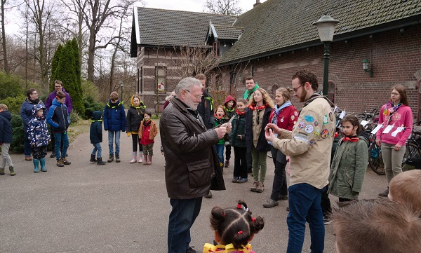 Jan Lemmen van Scouting Tono-groep Schiedam / Vlaardingen krijgt ereteken 'Scout voor het leven'

deschiedammeronline.nl/artikel/detail…

#scouting #schiedam #vlaardingen