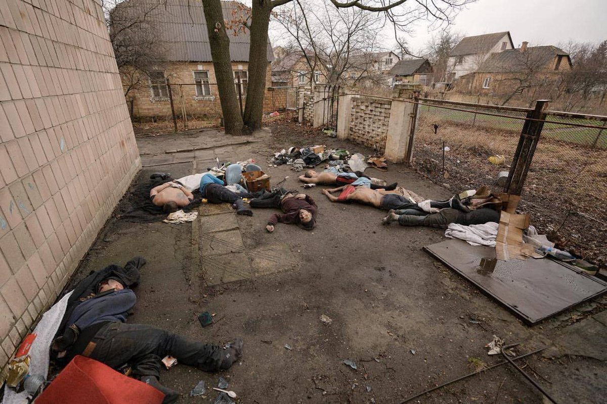 nikolay_saint's tweet photo. Пусть весь мир видит что творит Рашка #BuchaMassacre #GenocideOfUkrainians https://t.co/fOOv76dyKN