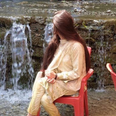 @7ArMnK <a href="/husain786__fkh/">آ ســـــــیہ ♡</a> <a href="/sadafsheriff35/">‏صـــــد𝓈𝒶𝒹𝒶𝒻𝓈𝒽𝑒𝓇𝒾𝒻𝒻فـــ‏‏</a> <a href="/noorjee105/">𝒲𝒶𝒿𝒾𝒽𝒶 𝒮ℯ𝒽𝒶𝓇.</a> @lyl_Os @Lalma__ کبھی مصروف لمحوں میں__!!
اچانک____دل جو دھڑکے تو
کبھی بےچین سے ہوکر____!!
ہر اک سانس تڑپے تو
کوئی آتش سی تن من میں_____!!
اچانک جل کے بھڑکے تو
اے جانِ زندگی____!!
تب_____اتنا سمجھ  لینا
یہ!
محبت کا اشارہ ہے
تمہیں___ہم نے پکارا ہے!!💞
#آسیہ_رانی_کی_بڈے 
<a href="/dozt07/">MARiA</a>