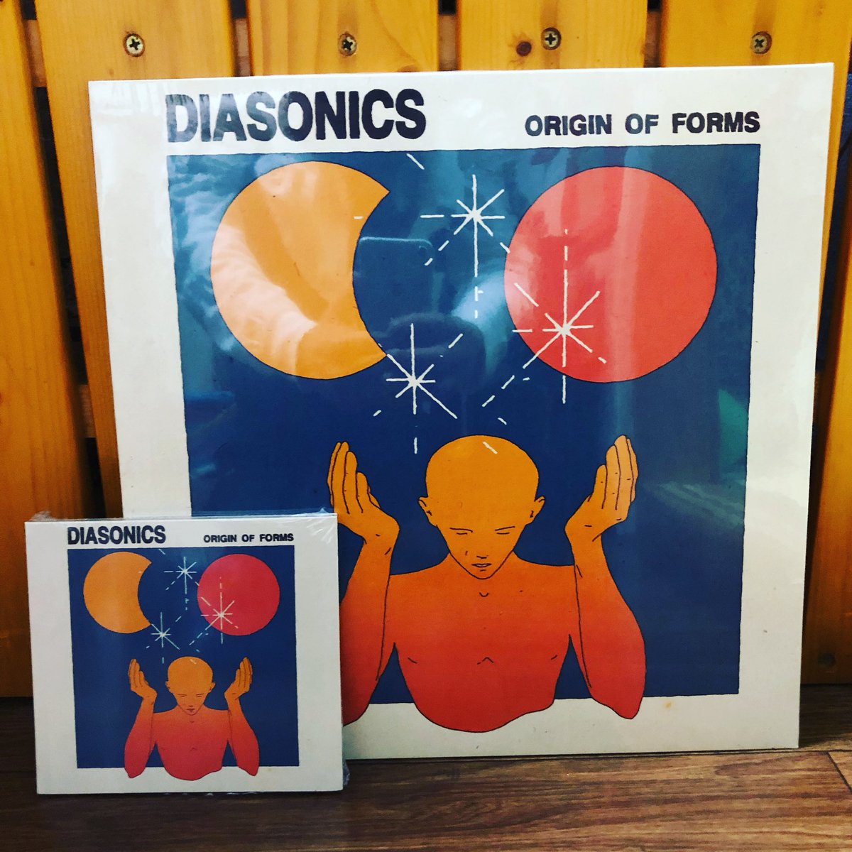 New Arrivals!

New Arrivals!

早々にCD は売り切れ🙇
自身のサウンドをHussar Funkと名付け鮮烈なデビューを飾ったThe Diasonicsが待望のフルアルバムを発表。

discospapkin.com/?pid=167454627

シネマティックでヒップホップ的でサイケデリック。