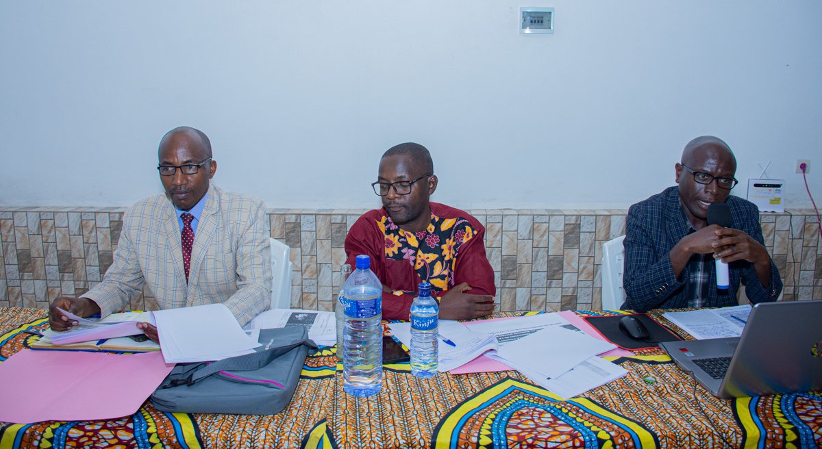 progrfidabdi's tweet photo. Le comité technique de pilotage du #PIPARV-B s’est réuni ce 31 mars 2022 à Gitega pour analyser les réalisations du projet  sur la période de juin jusqu’en décembre 2021. https://t.co/5W0nNFZnyB