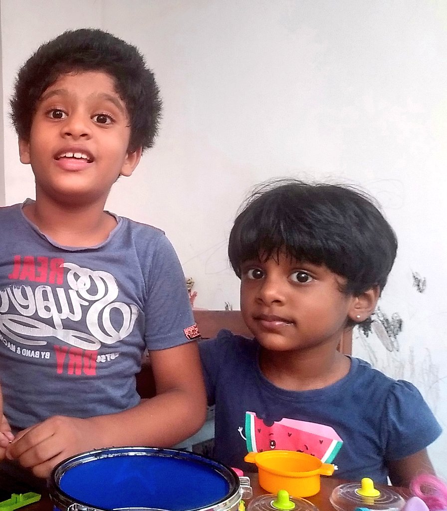 PumpiLiya's tweet photo. #MJFam I'm in sec sis's house, so I showed MJ videos to my 7y nephew & 5y niece. Nephew loves his songs and dances, also asked how could he do the moves and said his dances are funny and calls MJ 'a Hat man'. 😭 Niece said she loves his songs too. 😍
#NextGeneration❤️ #MuteWho😜 https://t.co/2WWRV7Q2K2