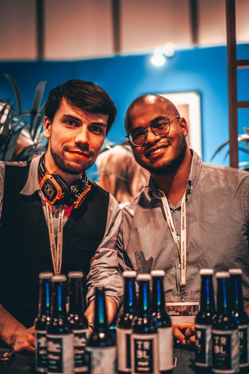 Jeansim29's tweet photo. Mercredi et jeudi je serais  présent sur @GoEntrepreneurs ! Et vous ?😎
On aura un superbe stand avec @LaTresBelle   pendant les deux jours.🍻
et retrouvez moi également sur une table ronde pour parler reconversion ! 
N'hésitez pas à vous inscrire : https://t.co/bo8wfKOH69 https://t.co/E2qD6mYGgC