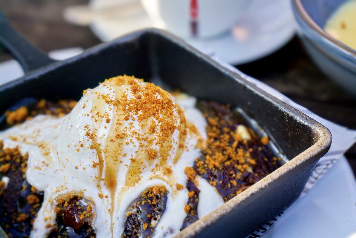 Nothing quite says Monday like Coffee and our Cookie Bake 🤤🍪