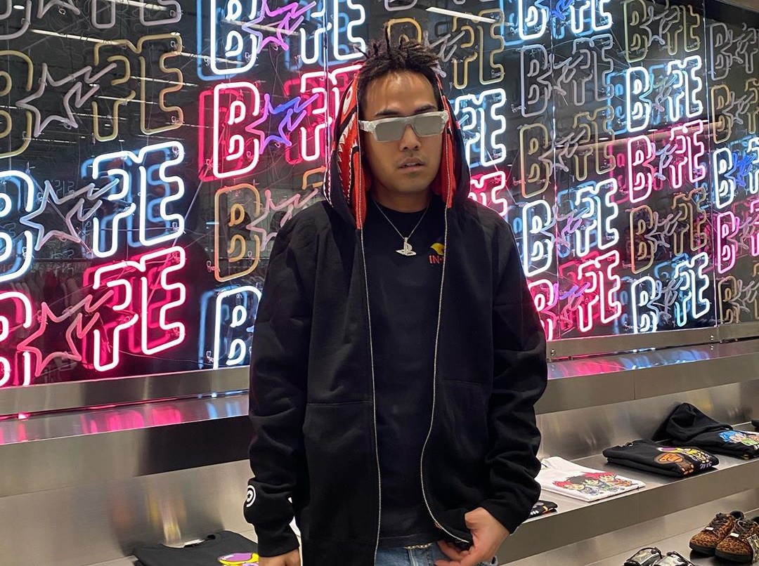 (B)APETAVERSE tweet media