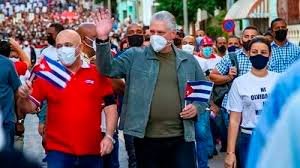 Con el <a href="/PartidoPCC/">Partido Comunista de Cuba</a> junto a <a href="/DiazCanelB/">Miguel Díaz-Canel Bermúdez</a> #VamosConTodo en la defensa de la #Patria y en la batalla por alcanzar el #Socialismo próspero y sostenible al que aspiramos. #CubaVive