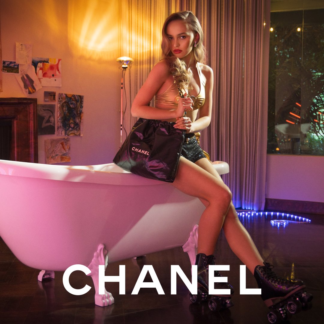 The CHANEL 22 bag, the ultimate accessory for talented souls. Loyal and multi-tasking, it plays the role of both friend and comforter, of jewel and garment, partner and lair.
With Lily-Rose Depp.
Photographed by Inez &amp; Vinoodh.
#CHANEL
See more at chanel.com/-T-RTW_handbag…