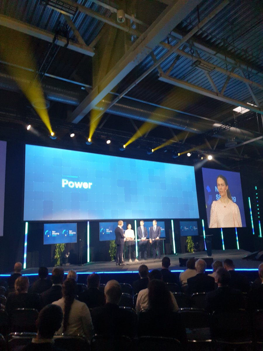 President i Rederiforbundet <a href="/SynnoveSeglem/">Synnøve Seglem</a>  takker alle sjøfolk for innsatsen under pandemien! <a href="/NorShipping/">Nor-Shipping</a>