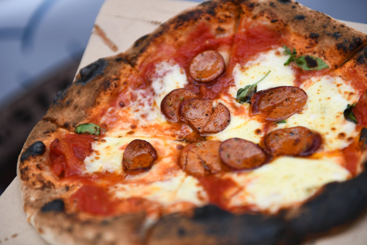 DigwyddiadauCDF's tweet photo. 🥙🍕🌮🥧🍺🍷
Mae ceisiadau ar agor ar gyfer Gŵyl Bwyd a Diod #Caerdydd haf 2022! I gael gwybod mwy e-bostiwch FoodandDrink@cardiff.gov.uk

Byddwch yn gyflym, y dyddiad cau yw dydd Gwener 8 Ebrill! ⏱️ https://t.co/guxzCNVTxi