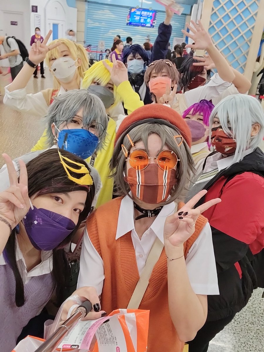 minzymilka's tweet photo. 遊樂園🎡
#VioletAtelier #FulGallery #AsumArt #MystArt #Ikenography #YaminoArt  #Briskart #AlbanKnoxArt #drawluca #Akurylic #Luxiem #Noctyx https://t.co/G5YgqJg2Oy