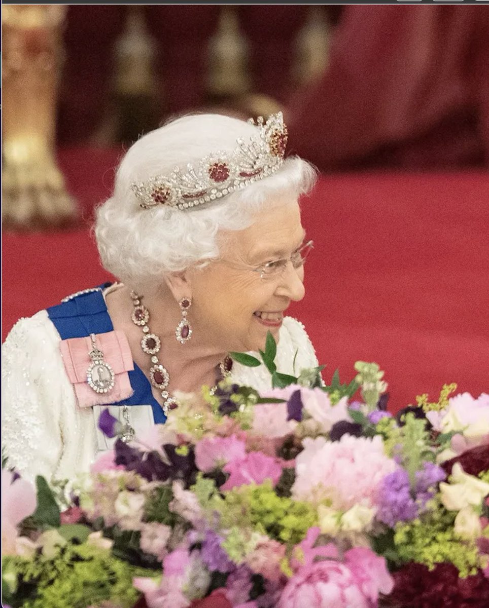EmMay_Web3's tweet photo. My Badger is a Queen! Similar right?? I think Lizzy might just have some Badger energy too! @HoneyBadgesNFT https://t.co/gC35n9ttaj