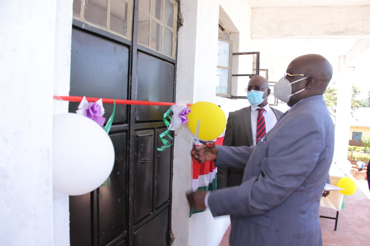EduMinKenya's tweet photo. Education Cabinet Secretary Prof. George Magoha has today commissioned new CBC classroom at Christ The King Gachage Secondary School in Gatundu South, Kiambu County.
#EducationReforms
#CBCInfrastructure https://t.co/QAEE9rJQK0