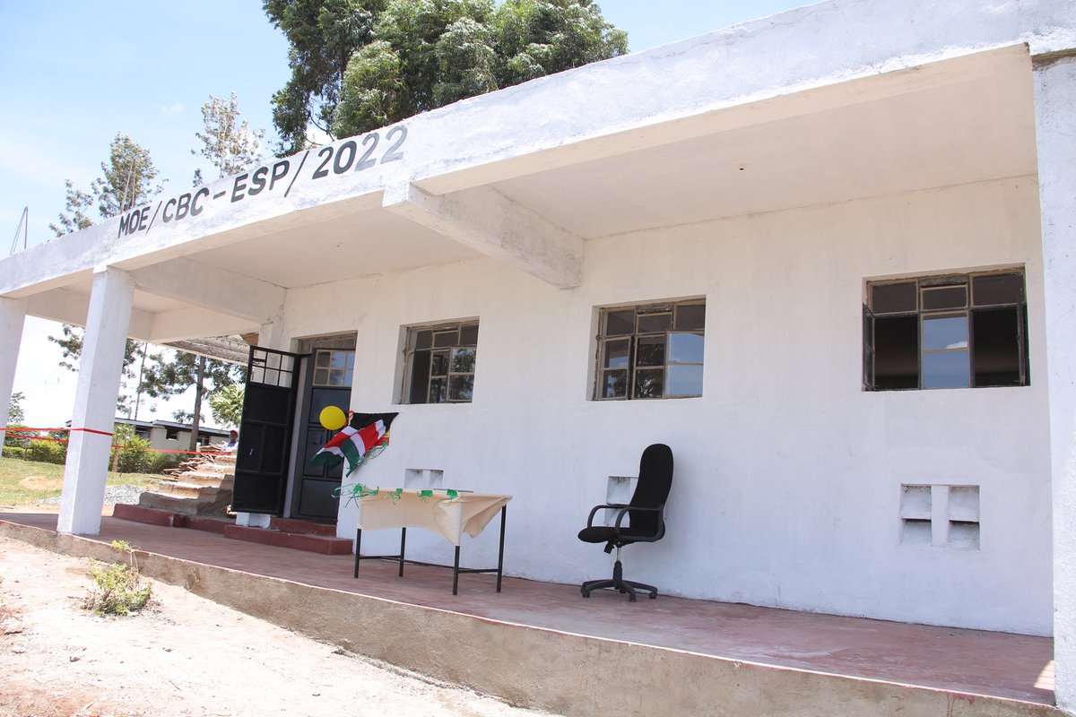 EduMinKenya's tweet photo. Education Cabinet Secretary Prof. George Magoha has today commissioned new CBC classroom at Christ The King Gachage Secondary School in Gatundu South, Kiambu County.
#EducationReforms
#CBCInfrastructure https://t.co/QAEE9rJQK0