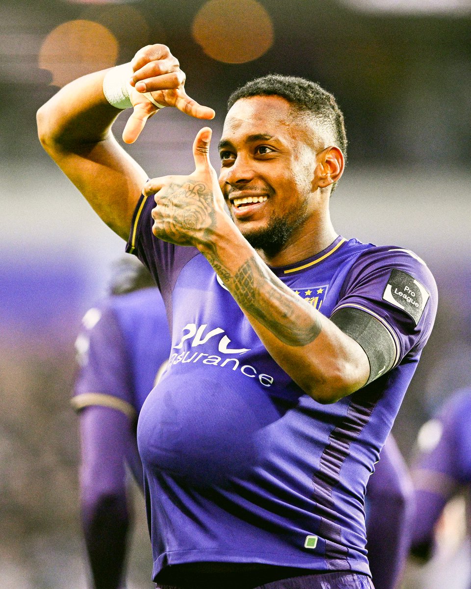rscanderlecht's tweet photo. Picture perfect. 🟣⚪ https://t.co/XCTkikNmcp