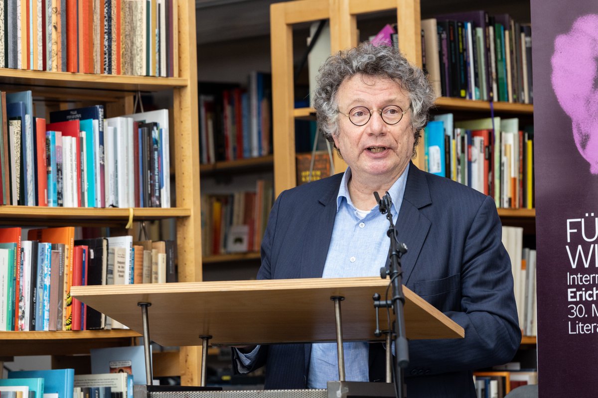 Alle FOTOS 📷 von TAG 5 der Erich Fried Tage 2022 (Verleihung Erich Fried Preis) sind auf unserer Facebook-Seite zu finden: facebook.com/erichfriedtage 📚 (Fotos (c) Lukas Dostal / Literaturhaus Wien) 
 #friedtage22