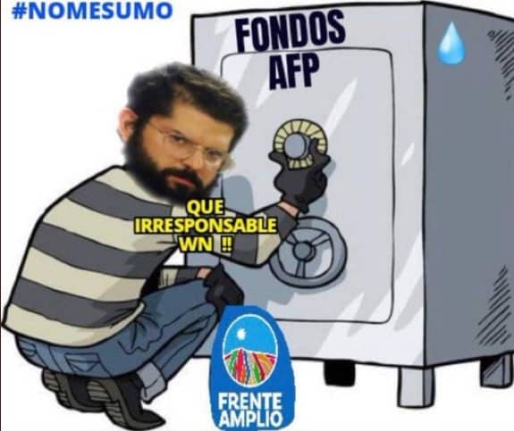 Fea50686713's tweet photo. @baradit @chilevision No solo militares políticos empresarios y todavía nadie le pone atajo al despilfarro del estado.
¡ Pero cuando el pueblo quiere su plata se nos cae el mundo!
¿40 años esperando mejore pensiones y nada?
#ConMiPlataNo 
#QuieroMi100xCiento 
@gabrielboric 
@KarolCariola https://t.co/h23outusDM