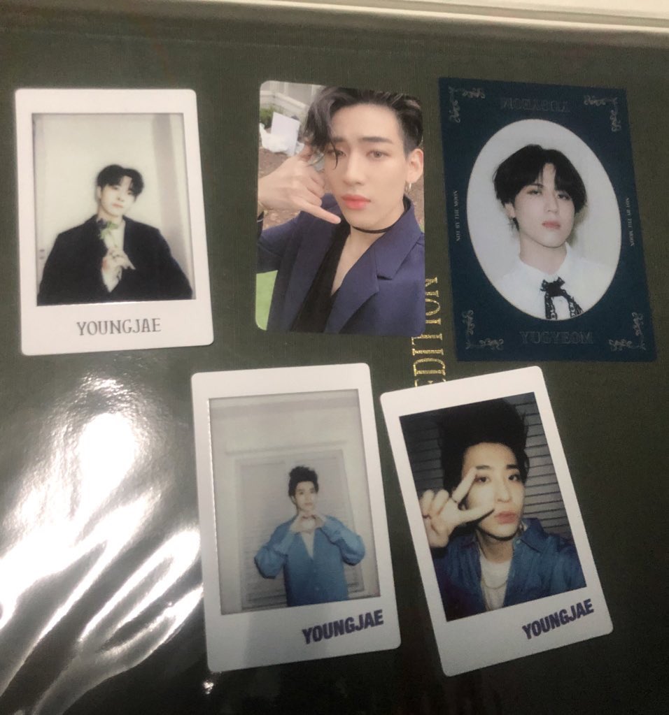 pra12320's tweet photo. 5ใบ 200รวมส่งค่ะ 🤩#ตลาดนัดอากาเซ่ #ตลาดนัดgot7 https://t.co/1rQKzZo2jO