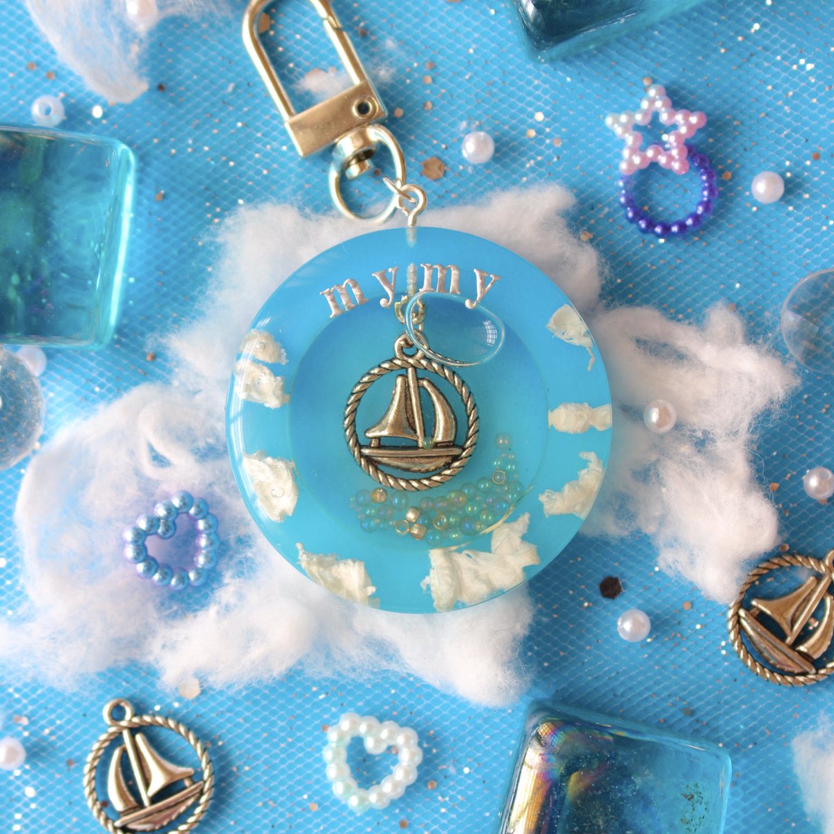 CharmSupportLab's tweet photo. rts appreciated! 

𝘚𝘱𝘢𝘳𝘬𝘭𝘪𝘯𝘨 17 𝘬𝘦𝘺𝘳𝘪𝘯𝘨𝘴 &amp; 𝘨𝘳𝘪𝘱𝘵𝘰𝘬𝘴 
— handmade by charmsupportlab

   ꔛ made of resin
   ꔛ ₱260-270 

꒰https://t.co/MNq8tXzdPU꒱ 

 ❥ wts lfb ph svt scoups jeonghan joshua jun hoshi wonwoo woozi dk mingyu the8 seungkwan vernon dino https://t.co/hccJeFaRsm