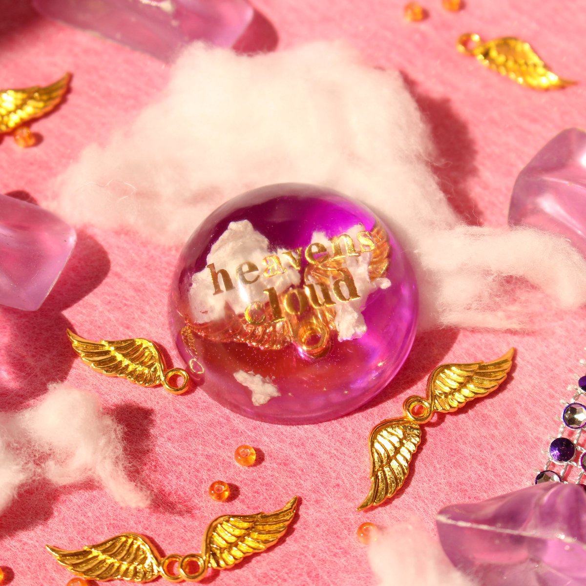 CharmSupportLab's tweet photo. rts appreciated! 

𝘚𝘱𝘢𝘳𝘬𝘭𝘪𝘯𝘨 17 𝘬𝘦𝘺𝘳𝘪𝘯𝘨𝘴 &amp; 𝘨𝘳𝘪𝘱𝘵𝘰𝘬𝘴 
— handmade by charmsupportlab

   ꔛ made of resin
   ꔛ ₱260-270 

꒰https://t.co/MNq8tXzdPU꒱ 

 ❥ wts lfb ph svt scoups jeonghan joshua jun hoshi wonwoo woozi dk mingyu the8 seungkwan vernon dino https://t.co/hccJeFaRsm