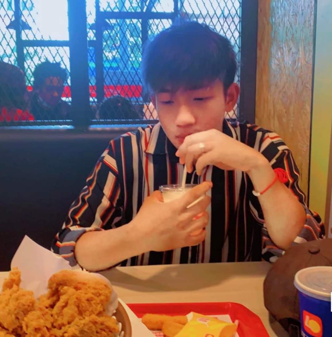 မင်းချစ်မှ ချစ်ပါ့မလား😘😘😘