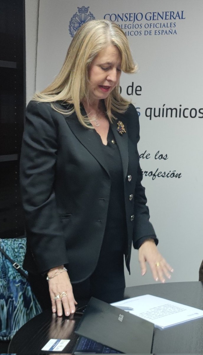 Ana Elduque tweet media
