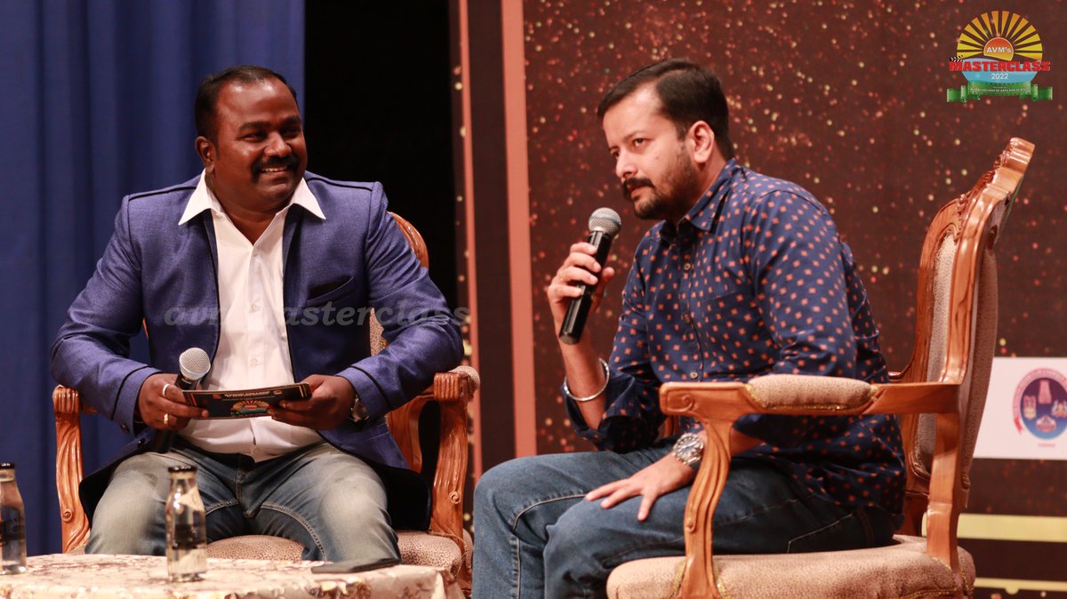 avmmasterclass's tweet photo. DAY 3:
//On-Stage Stories//
Mr. Kaushik recounts his journey from drama to OTT platform. He described the difference in the content and changes in people's taste with these platforms. He explained the nuances of making an OTT series successful.
#avmmasterclass https://t.co/BNOndQDzXH